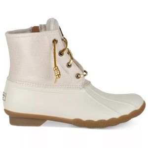 NWT Sperry Women's Saltwater Duck Booties in oat/gold